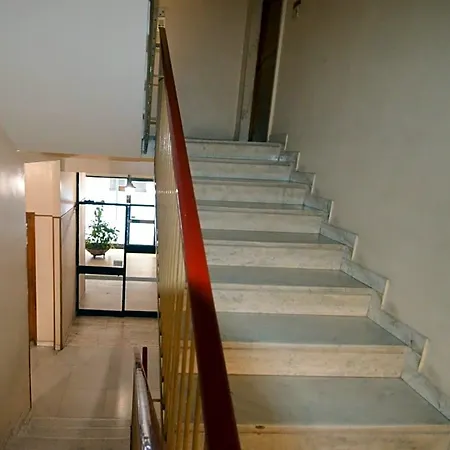 לינה וארוחת בוקר 162