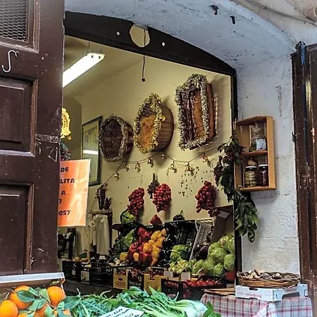 162 Bed & Breakfast Bari